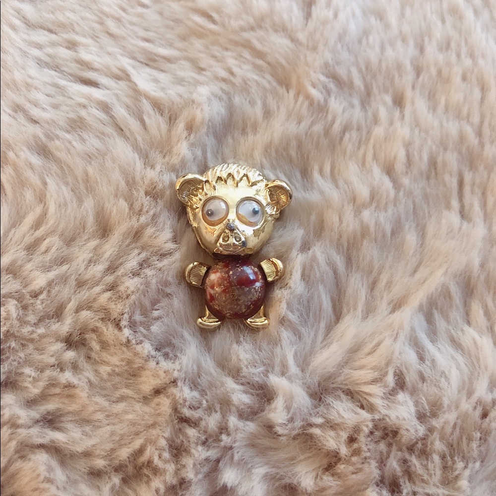 Vintage Bear Coral Gold Tone Mini Brooch